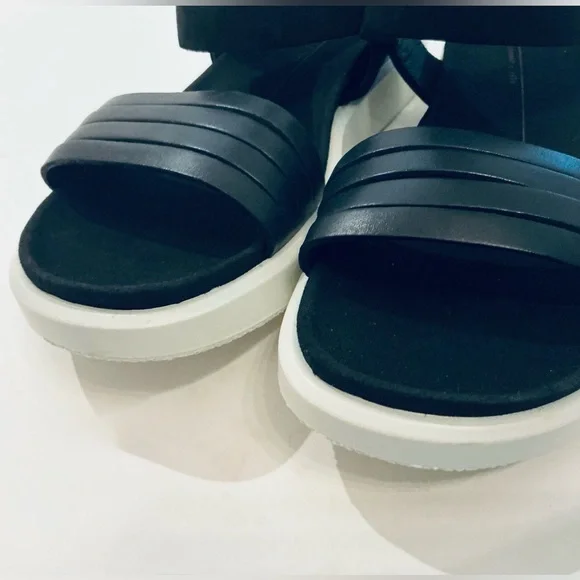 ECCO, Women's Flowt Adjustable Sandals in Black Nubuck Leather, Size 7 - 7.5